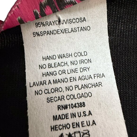 MadRag Sleeveless Top Amazing Graphic Tee Size 2XL Black Gold NWT - Picture 7 of 7